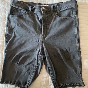 Madewell Roadtripper Biker Shorts Size 30 Black